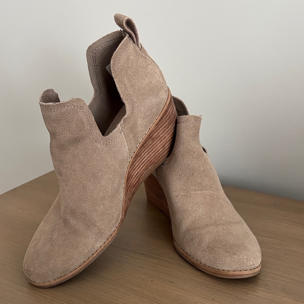 Toms Beige Suede Ankle Booties